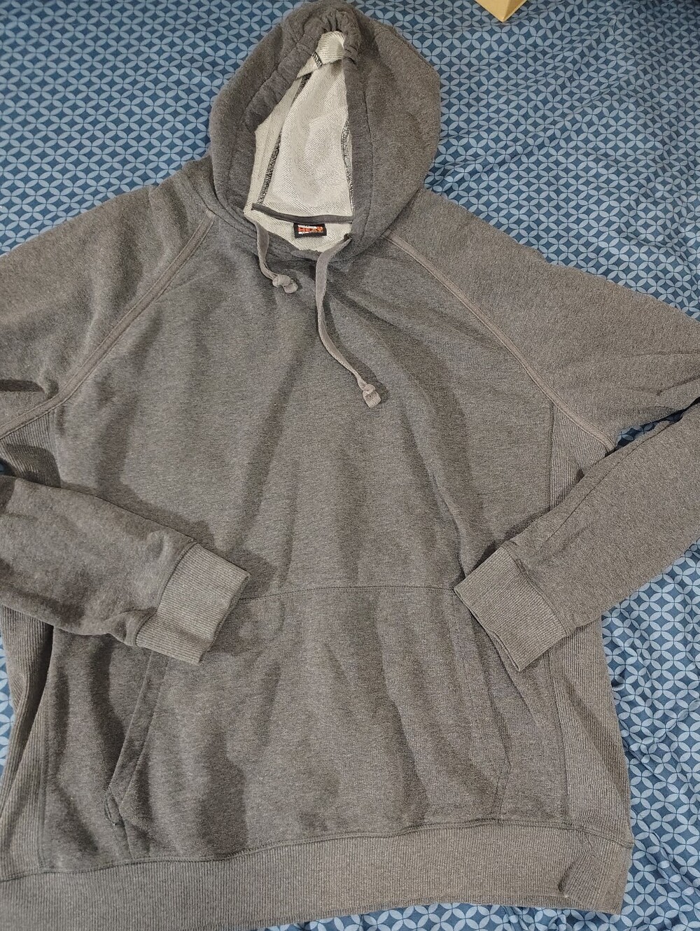 Men's Gray 32 Degrees Head Pullover Hoodie